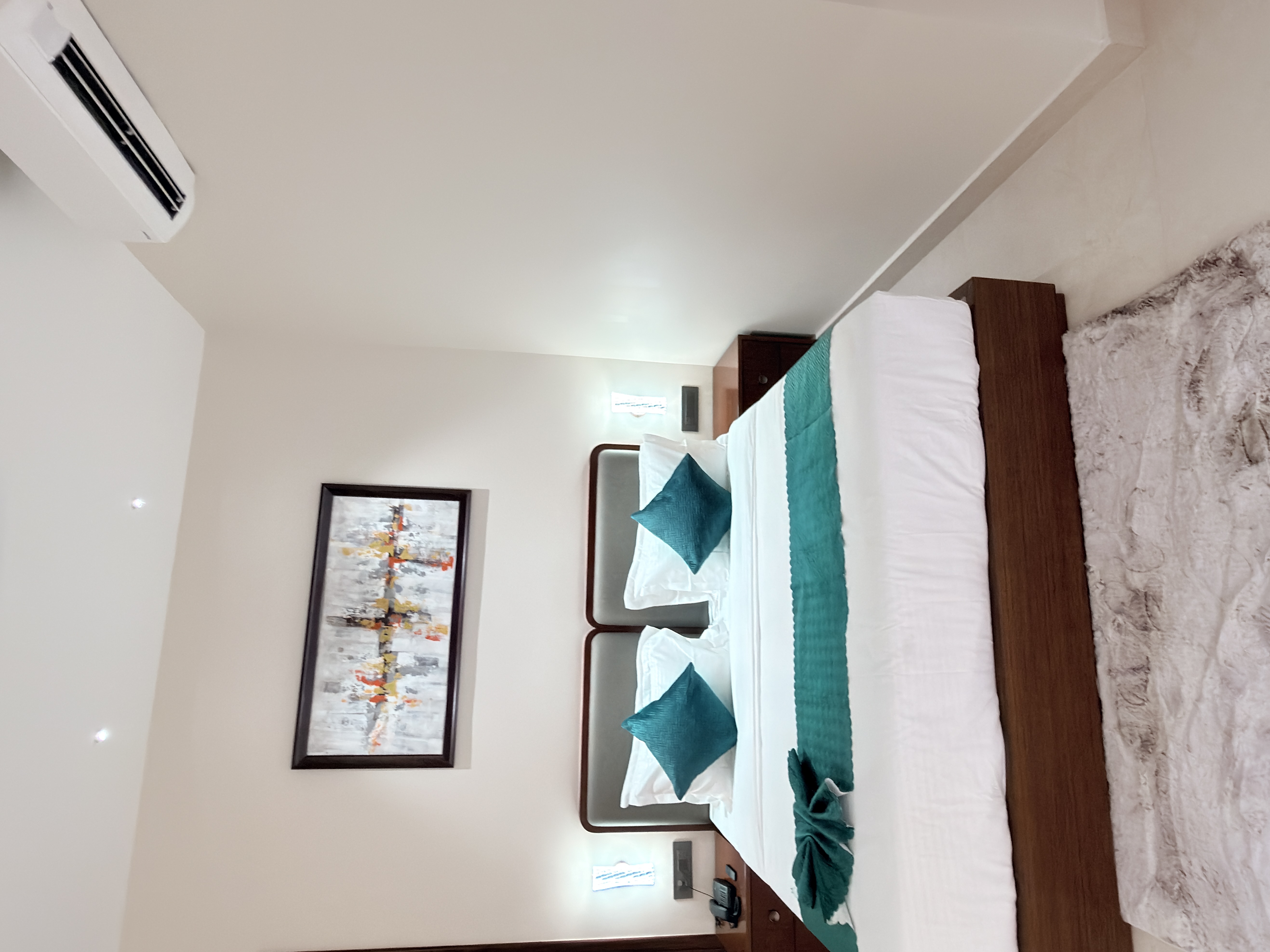 Hotel Radiance